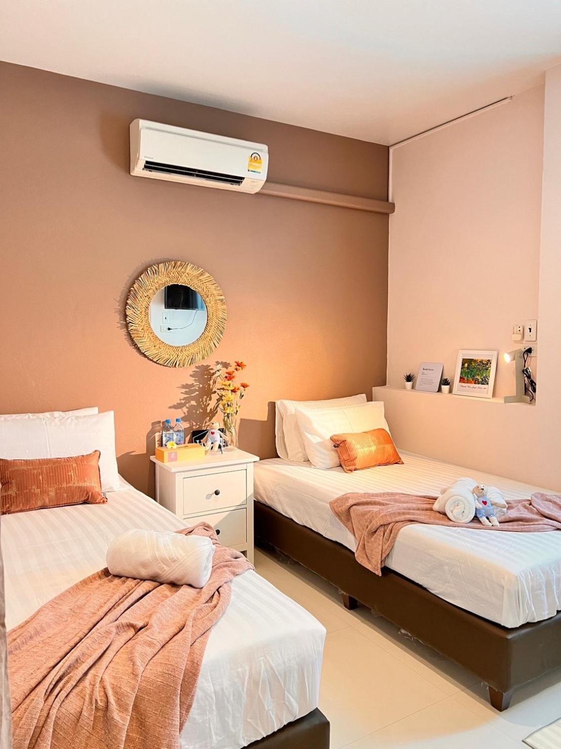 Por Poshtel Kanchanaburi Exteriér fotografie